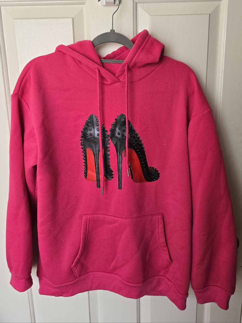 Hot Pink Hooded Fashion Sweatshirt With "Red Bottom Shoe" Design. Sz M Like New